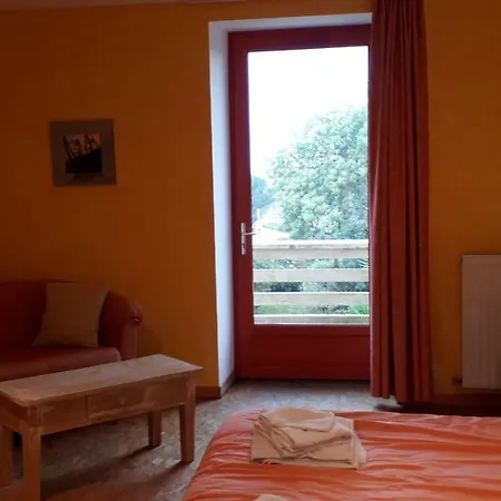 Les Hortensias Gr 34 - D'hotes Bed & Breakfast